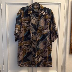 Abstract Patterned Short-Sleeve Robert Stock Silk Shirt